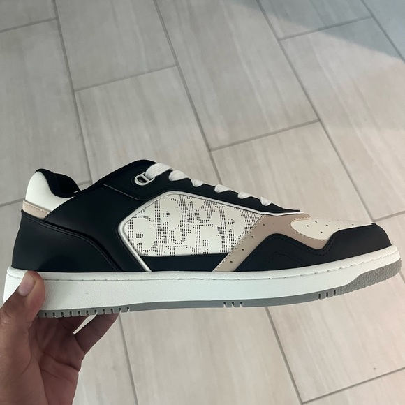 DIOR B27 LOW TOP SNEAKERS - Picture 8 of 14